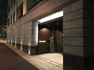 東京都千代田区、駅徒歩2分、都心部にいながら住環境豊かなマンション!(千代田区)